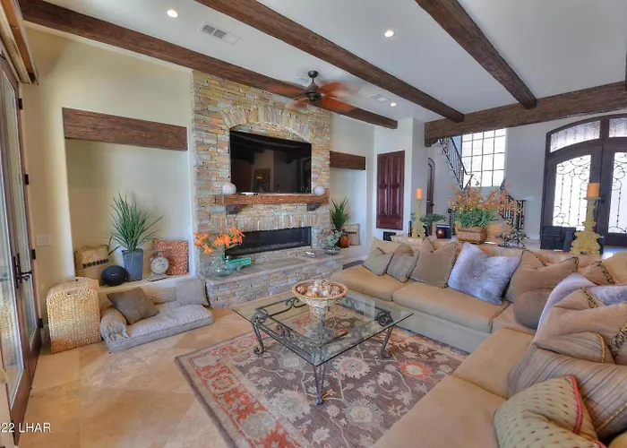Holiday home Splash Landing | Riverfront Estate With Infinity Pool, & Private Docks