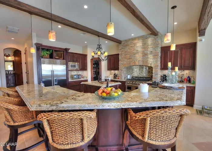 Splash Landing | Riverfront Estate With Infinity Pool, & Private Docks *