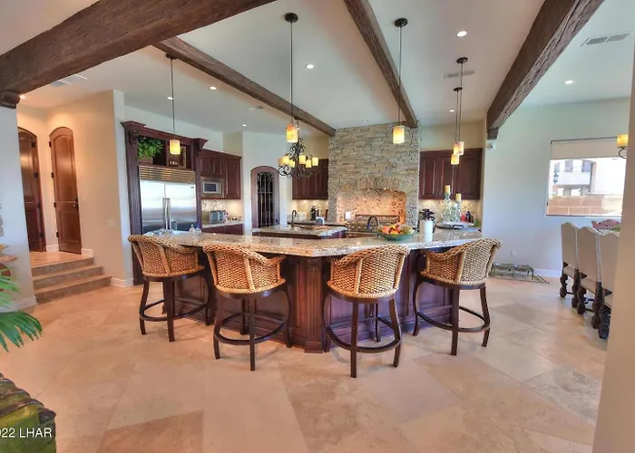 Splash Landing | Riverfront Estate With Infinity Pool, & Private Docks *